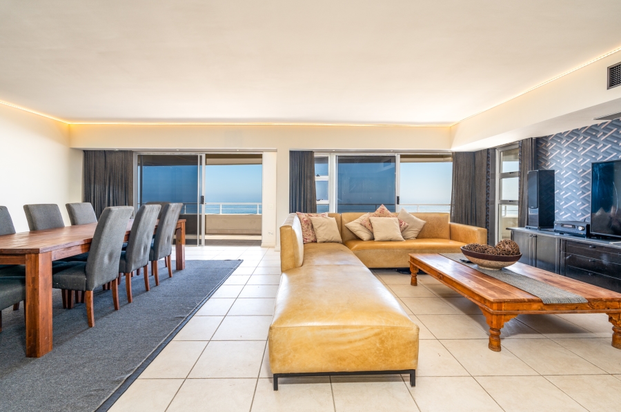 To Let 4 Bedroom Property for Rent in Sea Point Western Cape